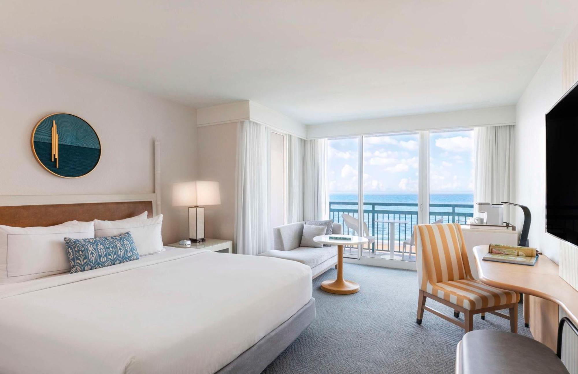 The Singer Oceanfront Resort, Curio Collection By Hilton Riviera Beach Dış mekan fotoğraf