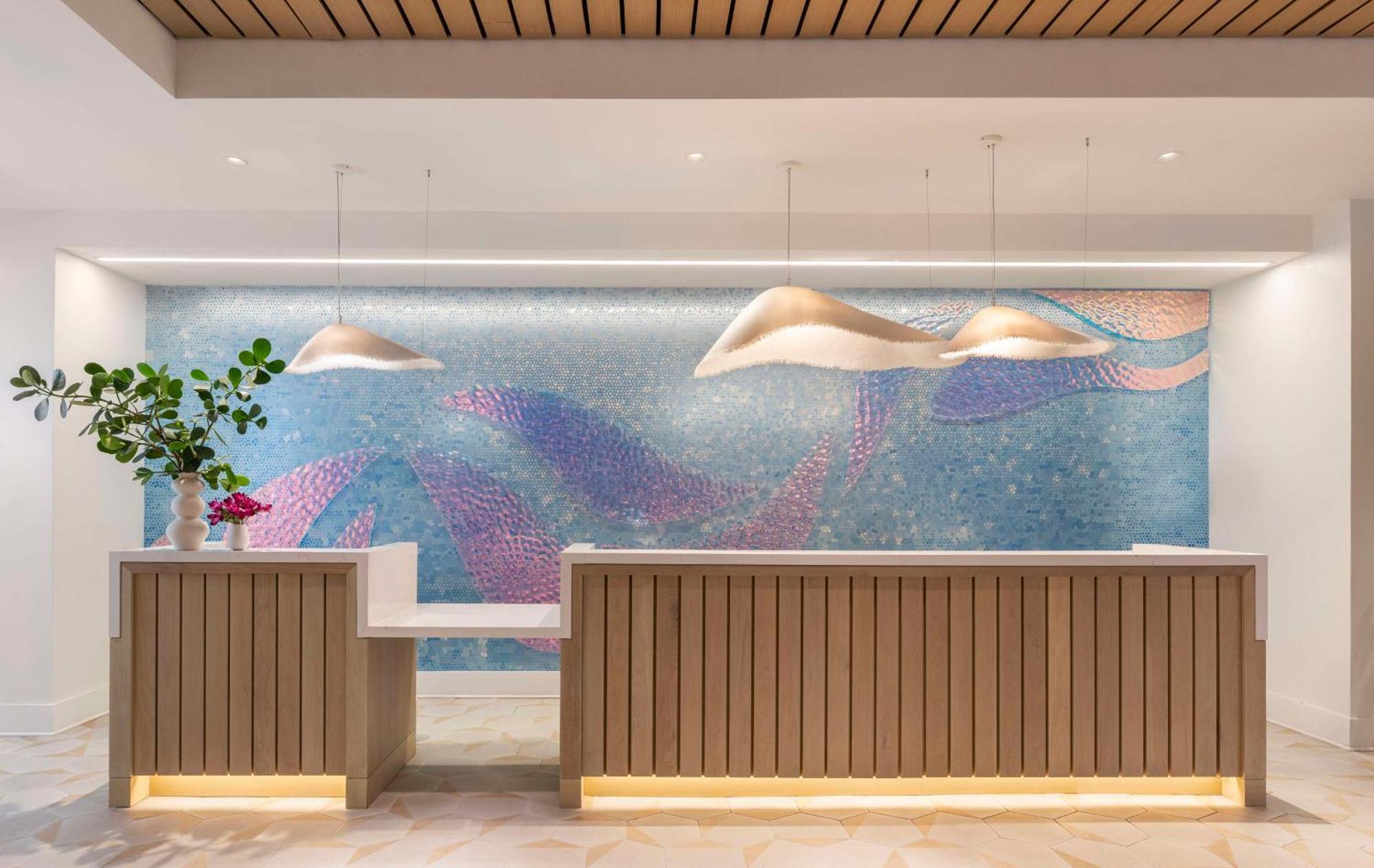 The Singer Oceanfront Resort, Curio Collection By Hilton Riviera Beach Dış mekan fotoğraf